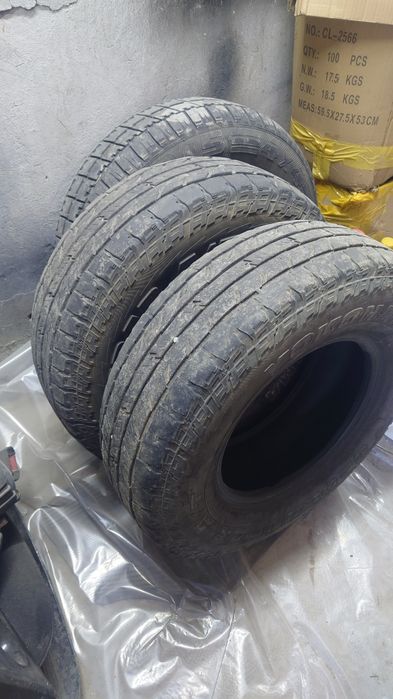 Продам резину джиповскую