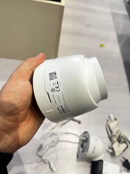 Продав камеры видеонаблюдения