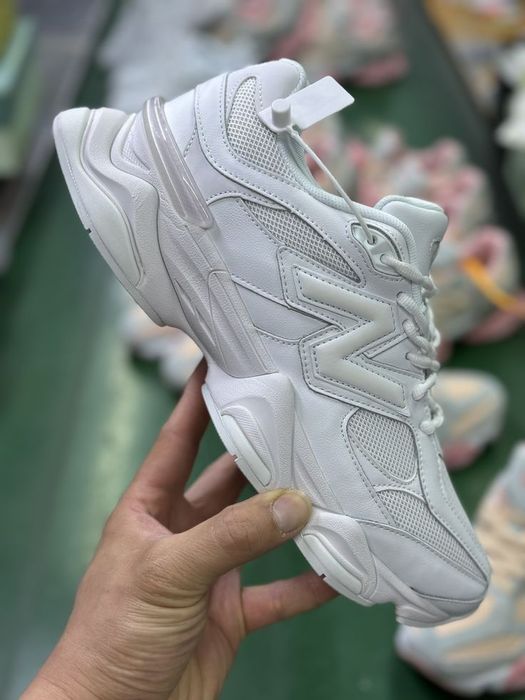 New Balance 9060 Нови Бели Маратонки [35-46 Номер]