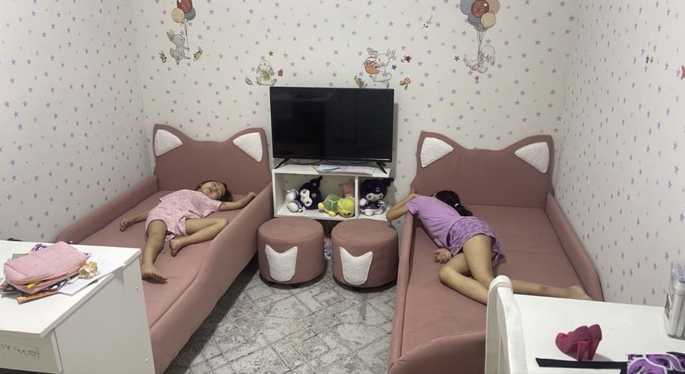 Детская кровать. 1 шт