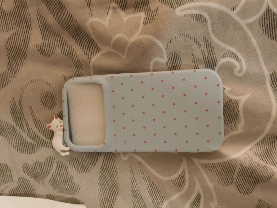Чехол на iPhone 17 pro