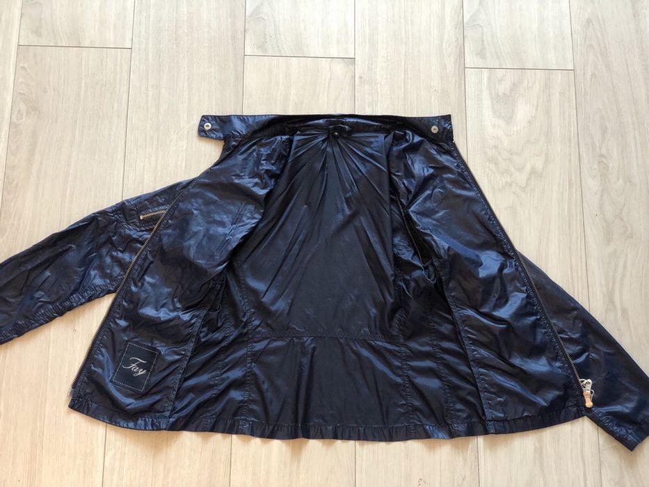 FAY шушлеково яке синъо и розово