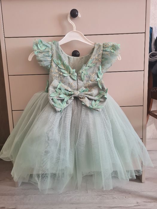 Продам платье детское