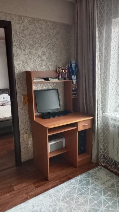 Продам двухкомнатную меновное