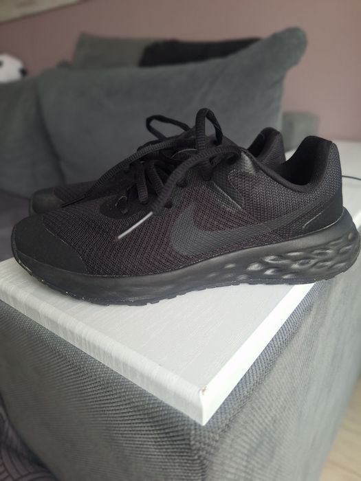 Маратонки Найк 35.5