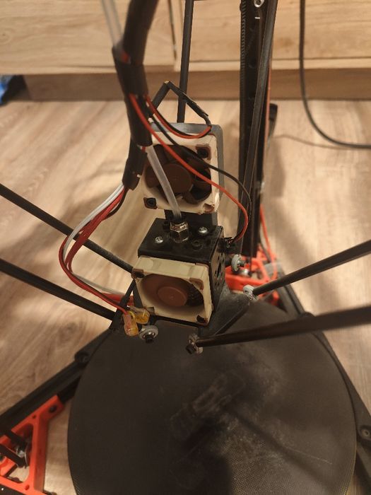Imprimanta 3D Anycubic Kossel Plus