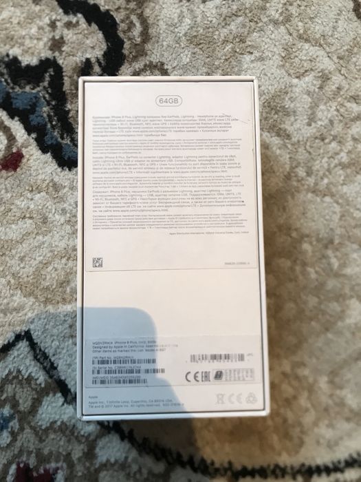 iPhone 8 Plus продам