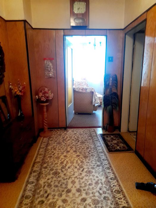 продаваме апартамент