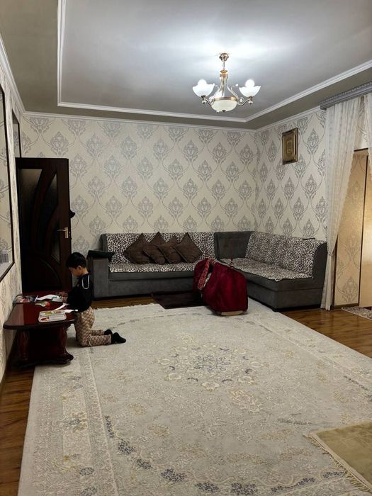 САНИФ да Квартира нархида ХОВЛИ ЖОЙ