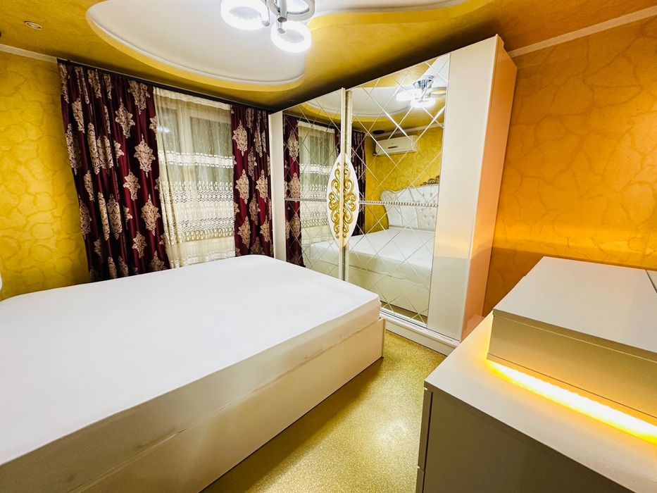 OPORTUNITATE RARĂ! Apartament+spațiu comercial-ideal pentru locuit+afa