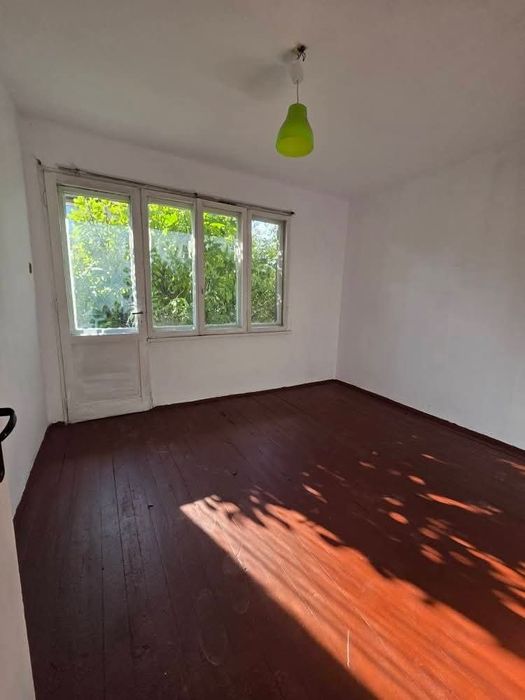 Продава се Етаж от къща в Кюстендил, Център - 84 кв.м за 858 €/кв.м - Снимка #1