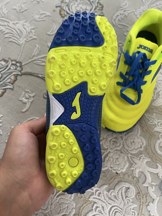 Футбольная обувь