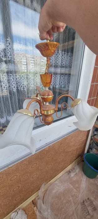 Люстра трёх рожковая