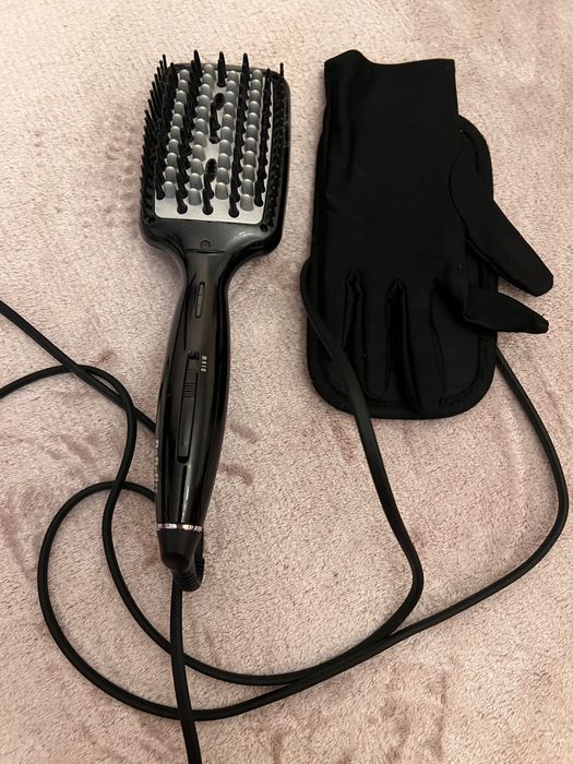 Perie pentru indreptarea parului BabyLiss