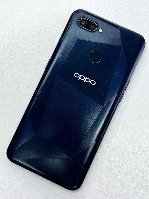 Продам OPPO A12.