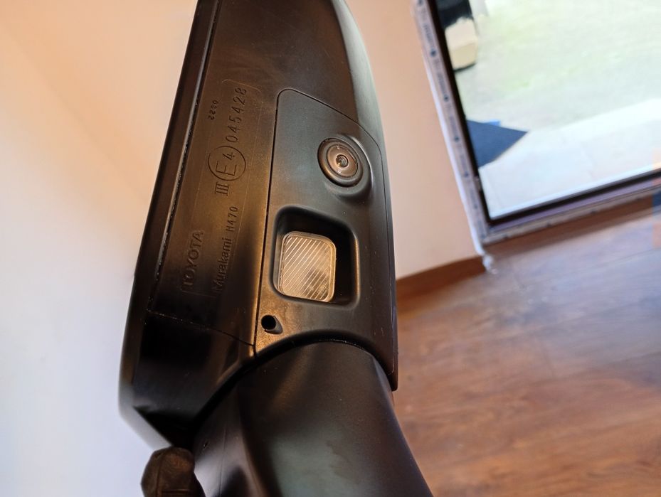 Oglinda dreapta Toyota RAV 4 camera 360 sideassist