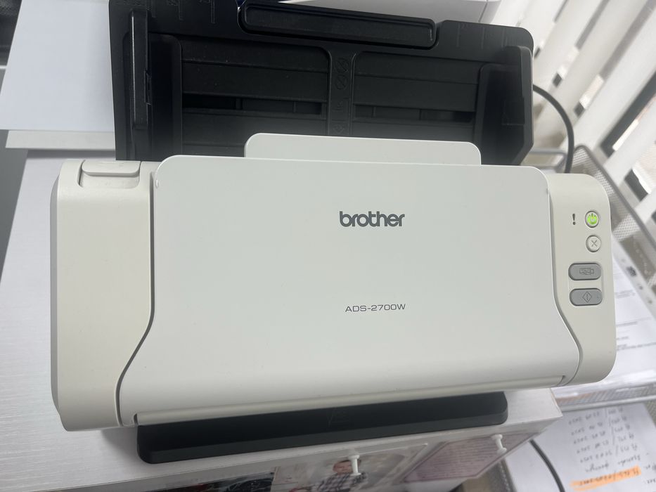 Скенер Brother  ADS-2700W