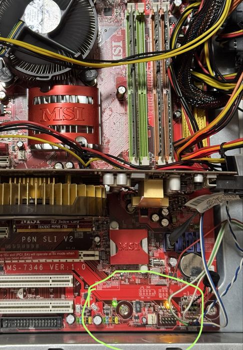 Kit PC Retro Red Beast