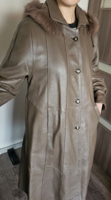Дамско дълго  палто от естествена кожа