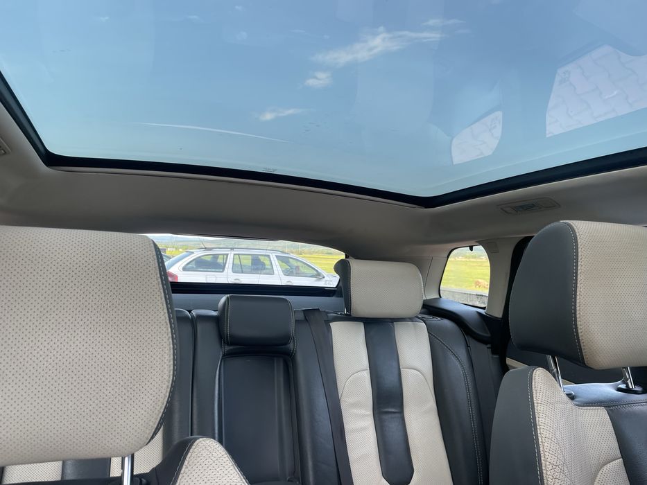 Land Rover Range Rover Evoque 4x4 – 2.2 Diesel 190 CP – Panoramic – Piele – IMPECABIL Dețin raport carvertical