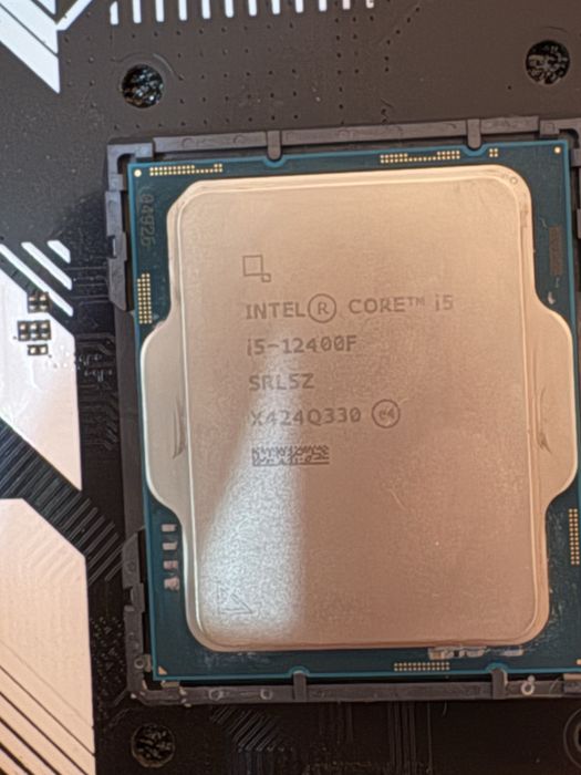 i5 12400F lga1700