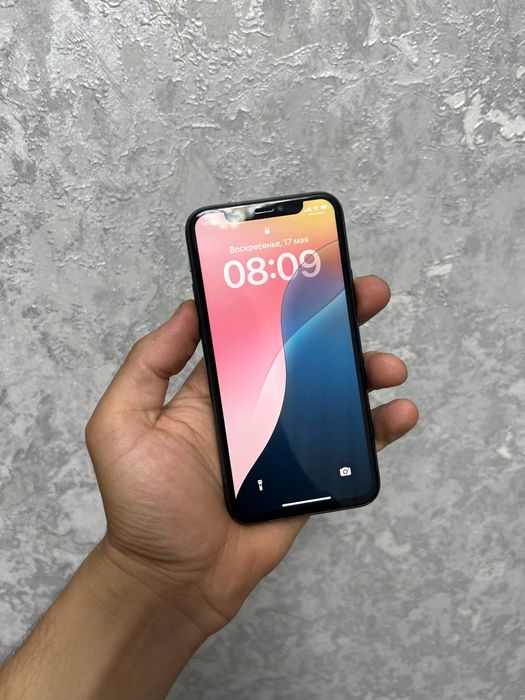 Iphone 11 pro          ..