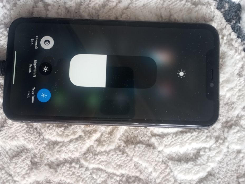 Продам iPhone 11 64 gb