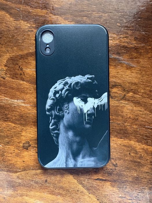 Калъф за Iphone XR и Iphone 16