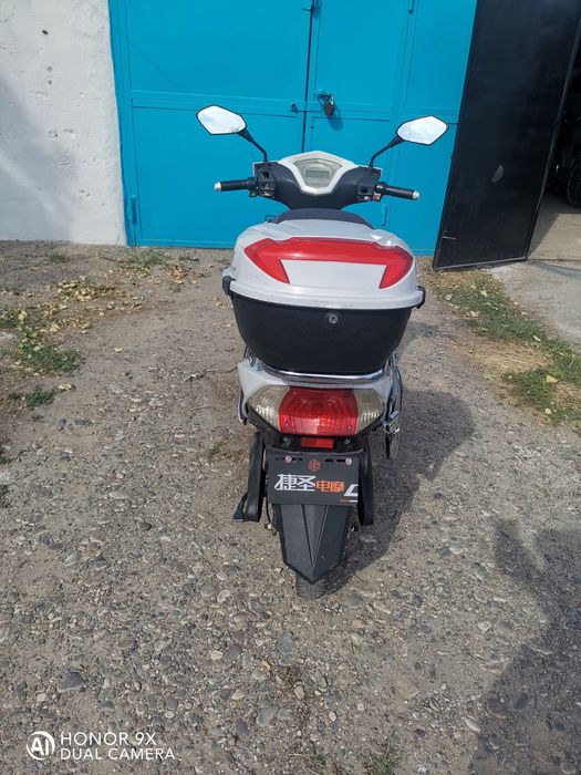 Продам электроскутер 1800ватт