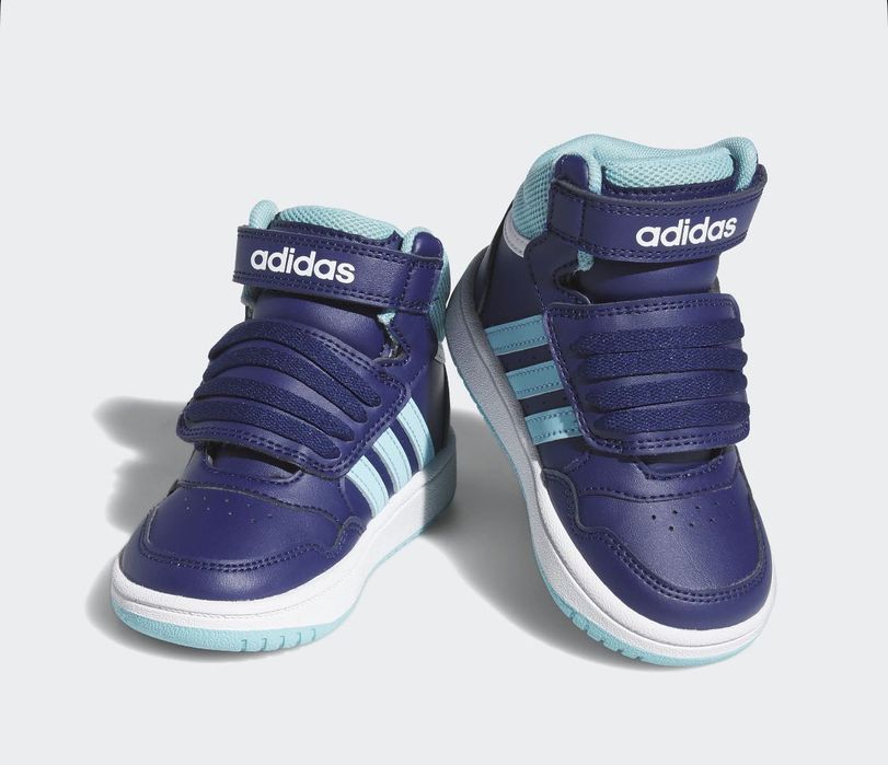 Детские кроссовки adidas