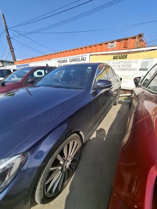 Dezmembrez Mercedes Benz c250 CDI w204