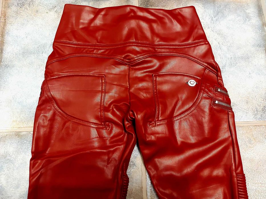 Дамски кожен панталон