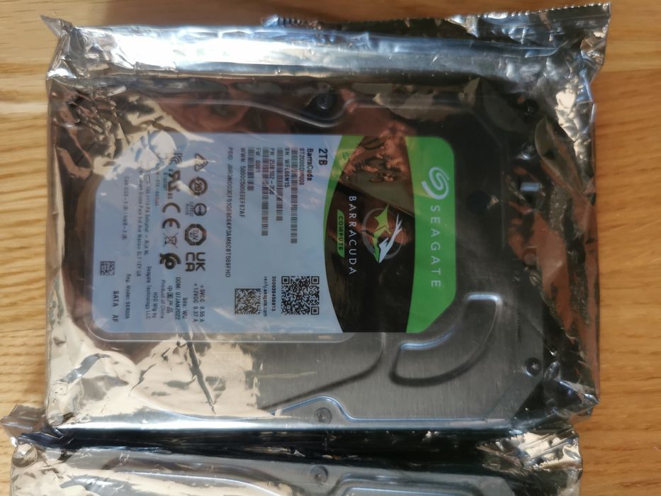 Hard disk Seagate 3,5" 2TB Barracuda 256MB Cache, noi, sigilate