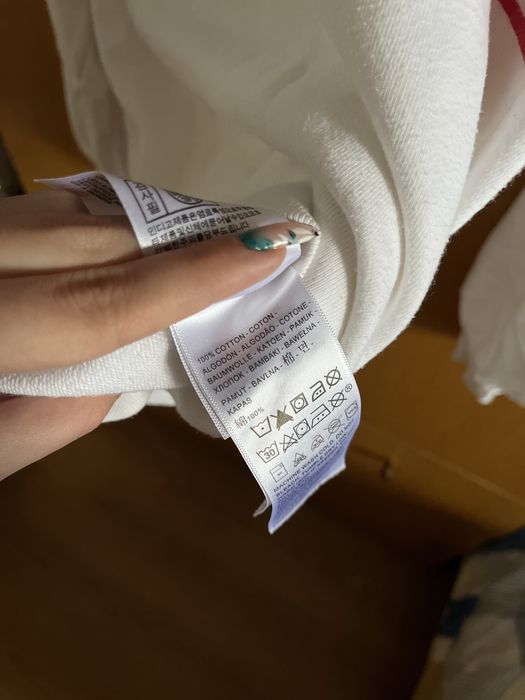 Бял суичър Levi’s