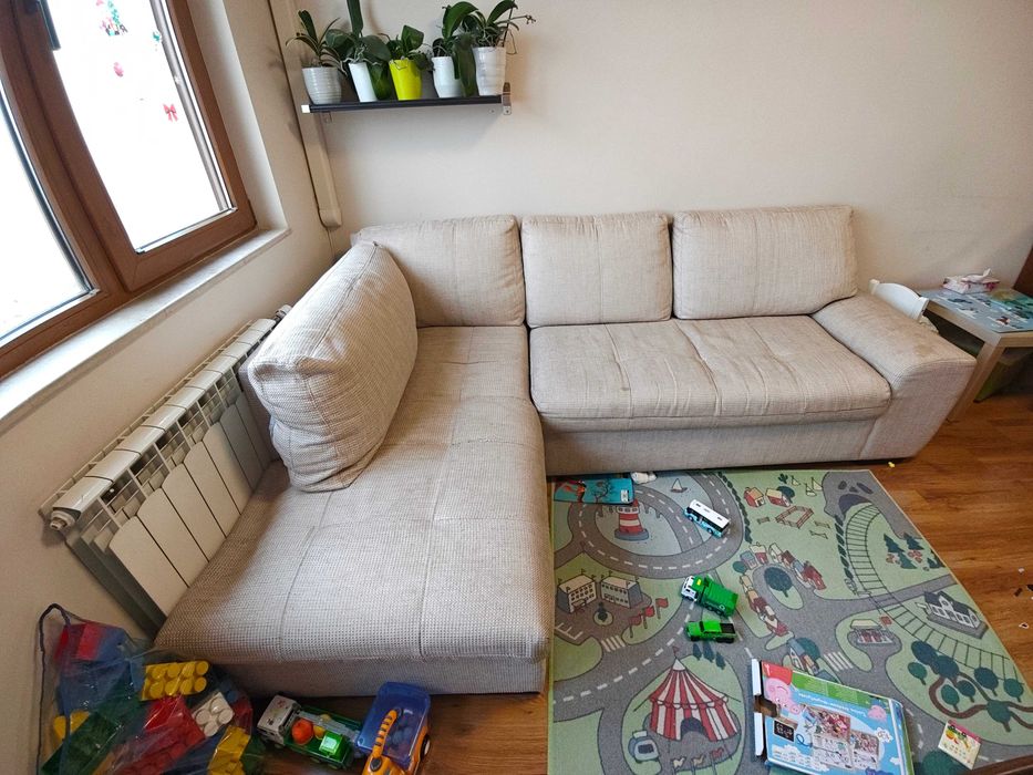 Ъглов диван с функция за спане