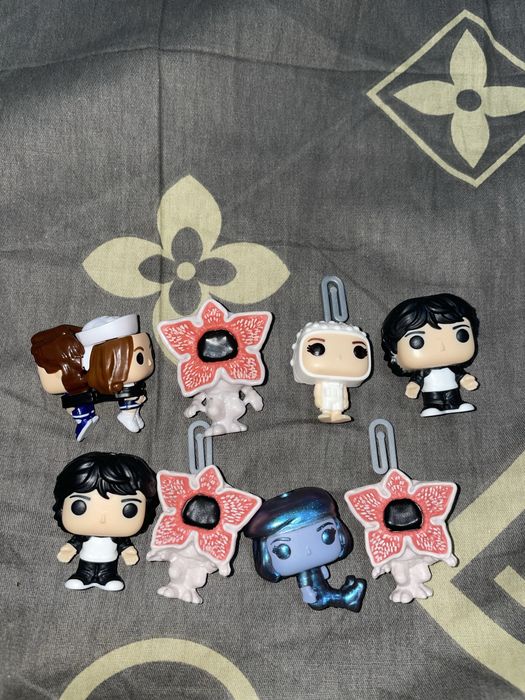 Фигурки kinder joy (Очень странные дела) Stranger Things