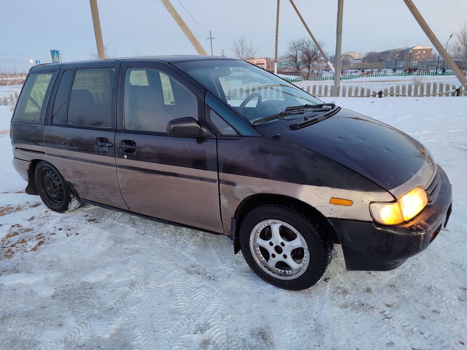 Продам на ходу нисан минивэн