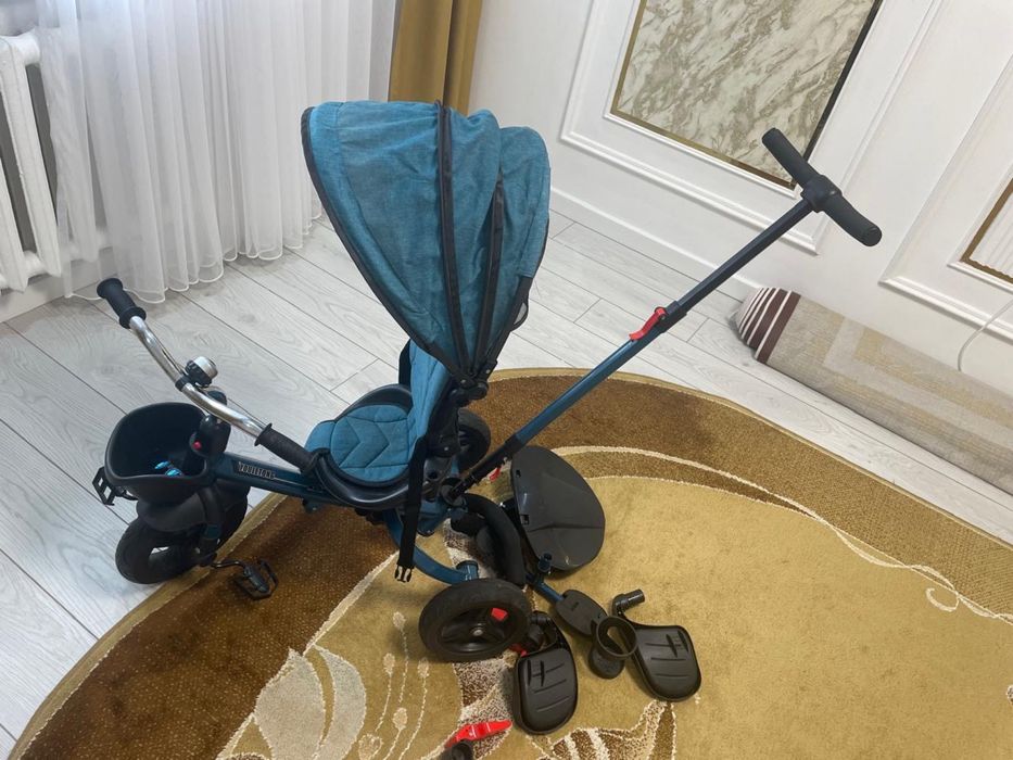 Продается детский велосипед коляска, в хорошем состоянии.