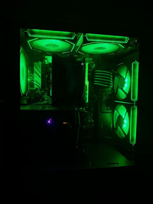 Компьютер с монитором