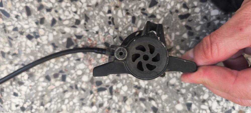 Продавам хидравлични спирачки Magura за велосипед с дискове