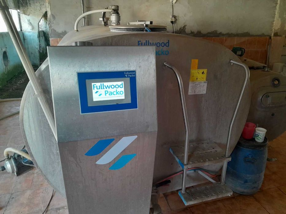 Хладила вана мляко