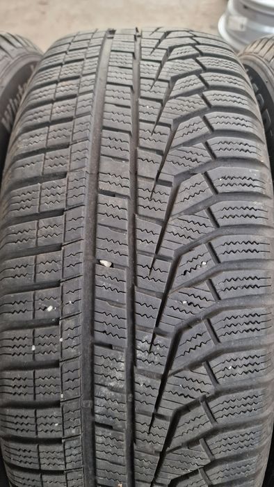 215 60 17 Hankook 4 anvelope iarna ca noi