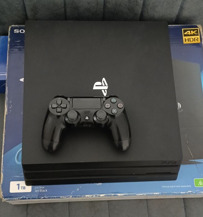 Ps4 pro playstation 4 pro 1.0 tb 12.00 vizlom