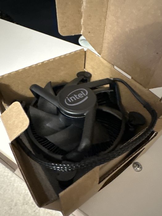 Intel i5 11400f + cooler Targu-Mures • OLX.ro