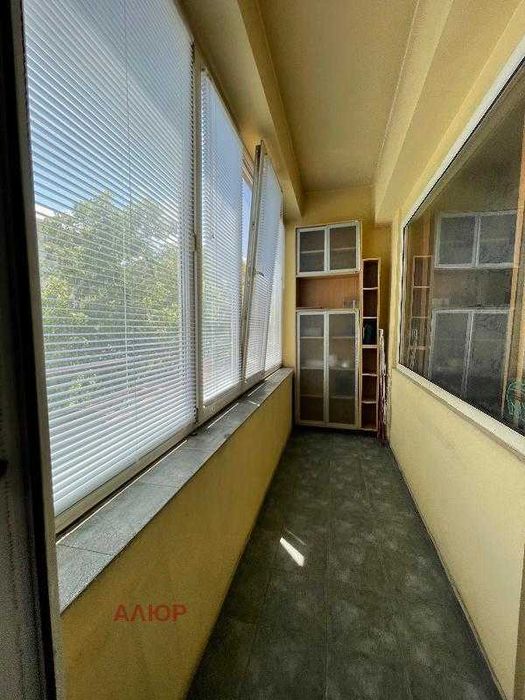 Дава се под наем Четиристаен апартамент в София, Център - 130 кв.м за 875 € - Снимка #6