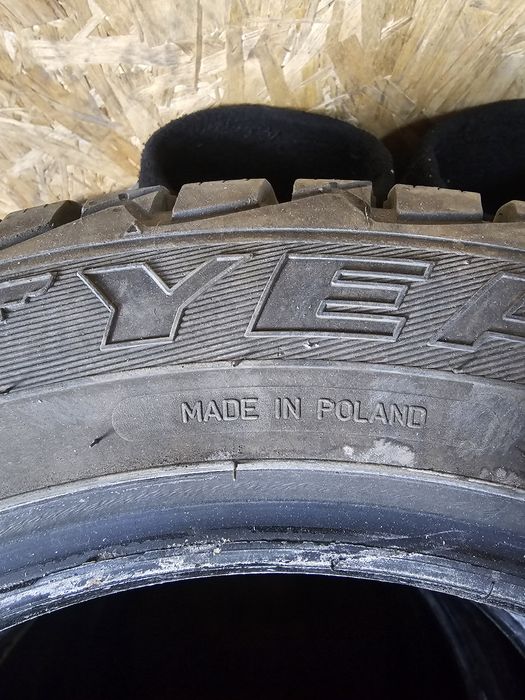 Продам резину в отличном состоянии