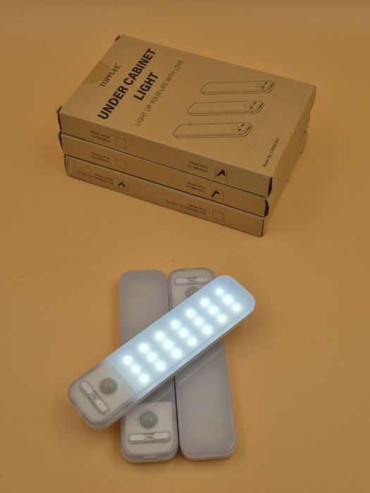 Set Lămpi LED Topplee sub Cabinet cu Senzor de Mișcare (Lumină Rece / Caldă) – NOI