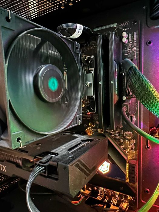 PC Gaming Ryzen 5 7600 / RTX 4060 Ti 16GB / 32GB DDR5