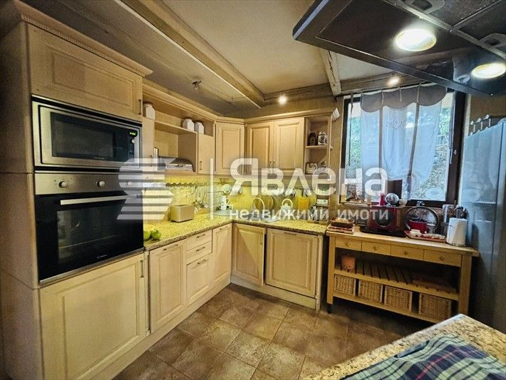 Дава се под наем Къща в Варна, Чайка - 415 кв.м за 3500 € - Снимка #4