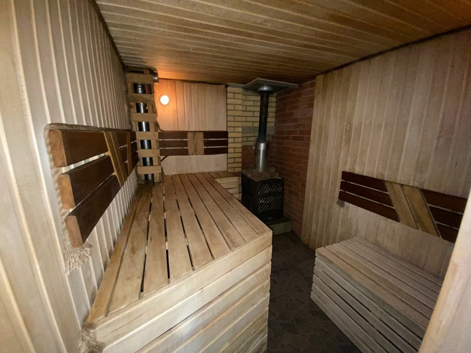 Семейная баня на дровах